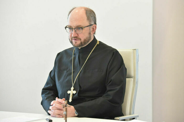 Глава фонда «Круг добра» пообещал помощь подопечным и после их 18-летия