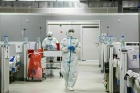 Глава ковидного госпиталя назвал «неклассические» признаки «омикрона»