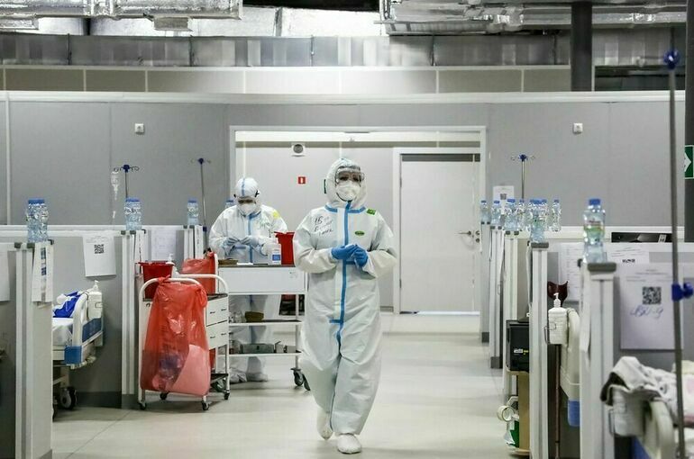 В России за сутки выявили более 168 тысяч заболевших COVID-19