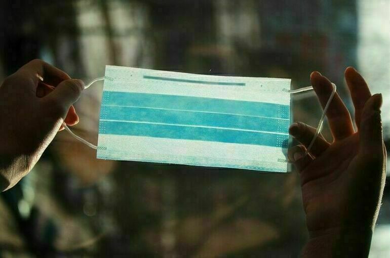 В Италии отменят обязательное ношение защитных масок на улице