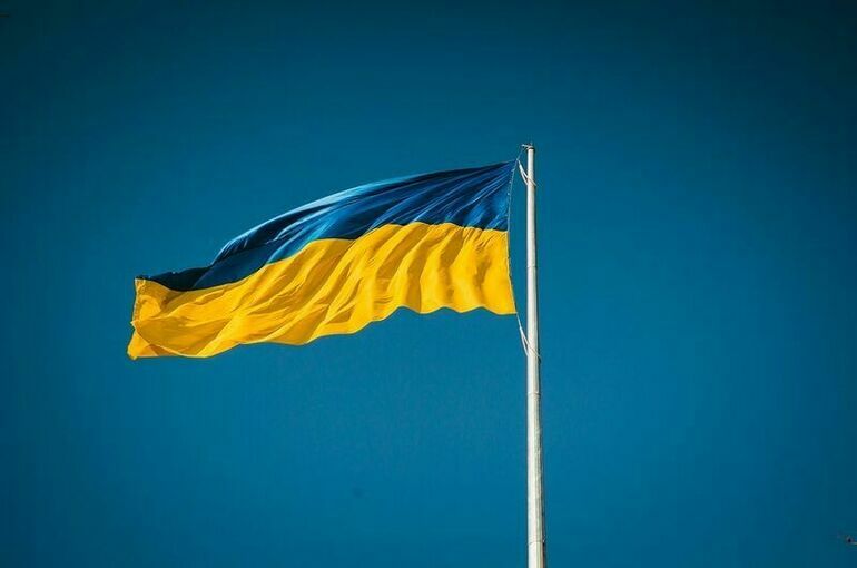 Посольство РФ в Киеве прорабатывает вопрос о выезде части сотрудников