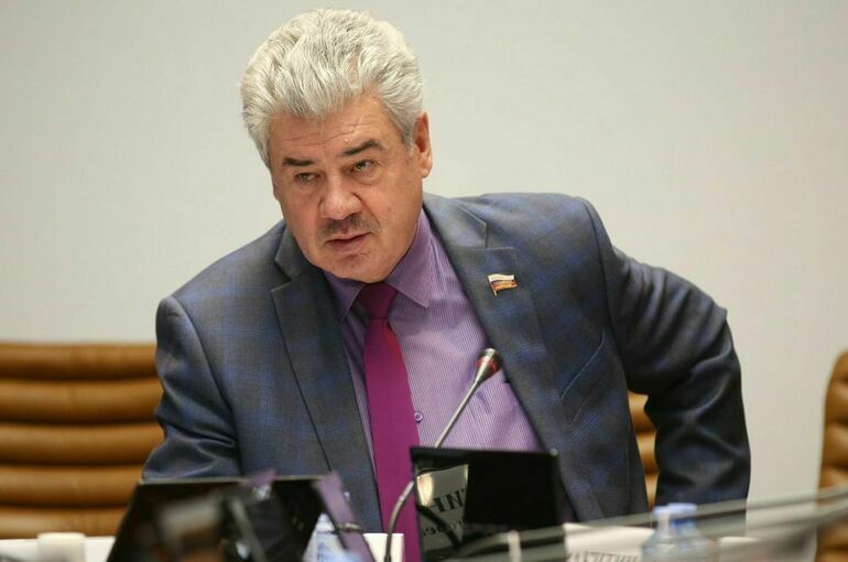 Бондарев: Россия не заинтересована в эскалации напряженности на Украине