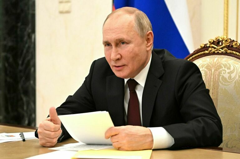 Путин: В 2022 году реальные доходы граждан должны вырасти минимум на 2,5%