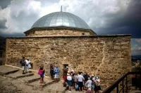 Любая кухарка больше не сможет выдавать себя за экскурсовода