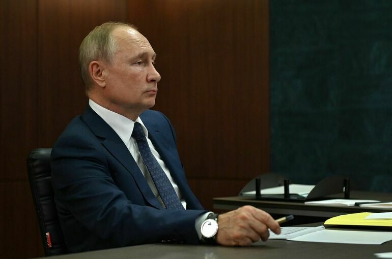 Владимир Путин заявил о прекращении действия Минских соглашений