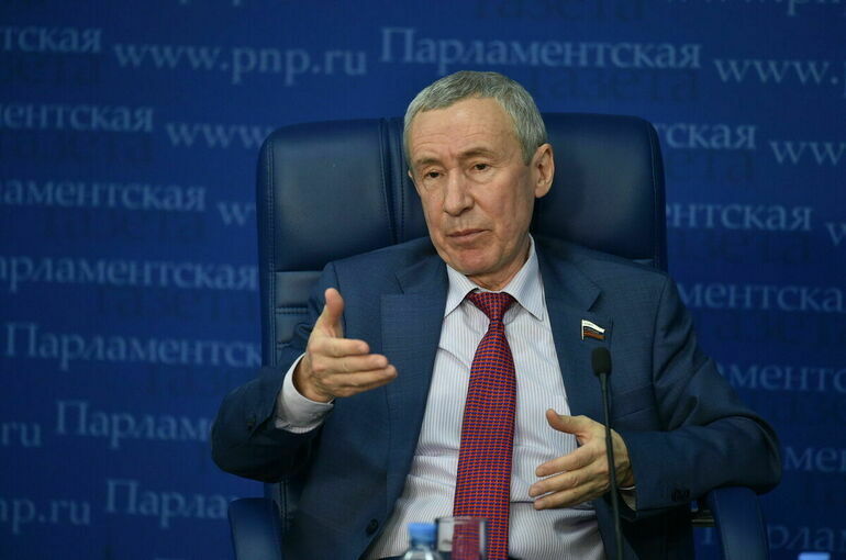 Климов рассказал, почему реакция Запада на признание Россией ЛНР и ДНР оказалась сдержанной