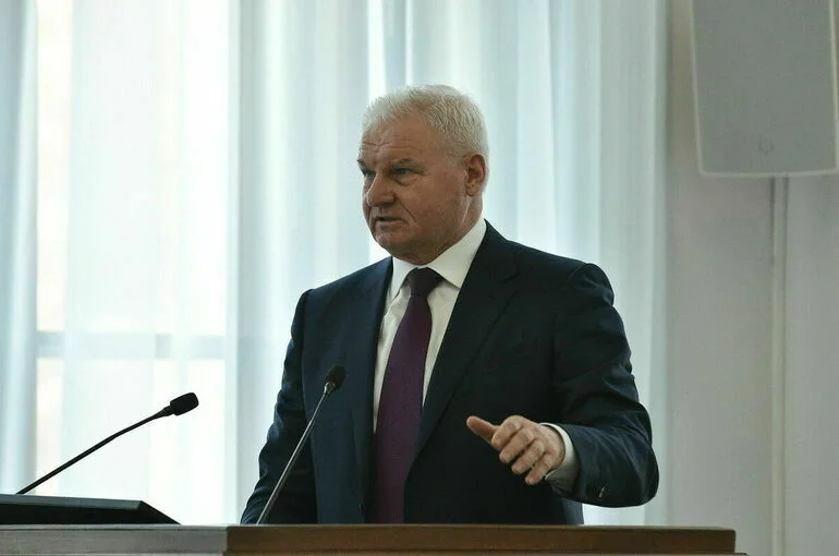 Плотников призвал регионы вдумчиво подходить к ограничениям в строительстве фермерских домов