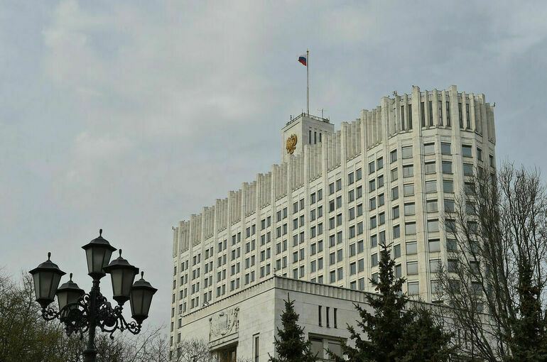 Правительство сможет устанавливать единые стандарты оказания госуслуг