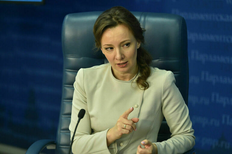 Единороссы призывают очистить детские сайты от роликов про ситуацию в Донбассе