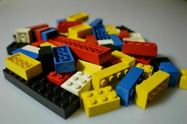 СМИ: Lego останавливает поставки в российские магазины