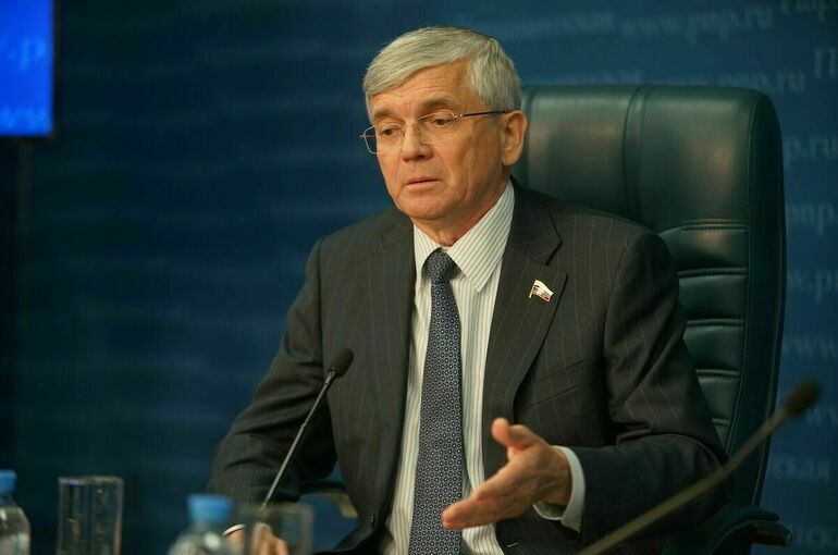 Депутат Петров считает, что в РФ не будет перебоев с поставками лекарств