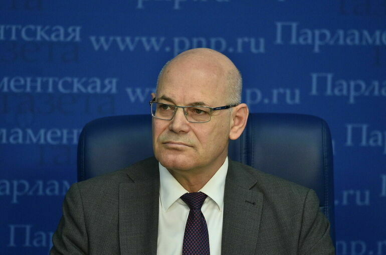 Сенатор Круглый заявил, что ситуация с лекарствами стабильная