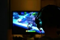 Разработчики Call of Duty и GTA приостановили продажи игр в России