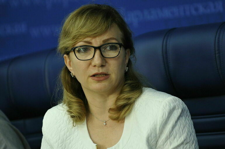 Лариса Тутова сравнила должность советника по воспитанию с пионервожатым