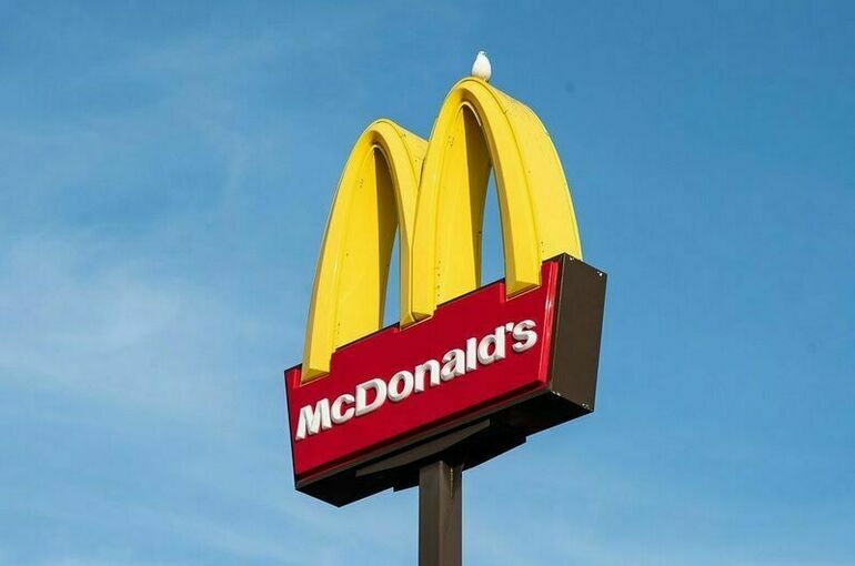 McDonald's объявила о временном закрытии всех ресторанов в России