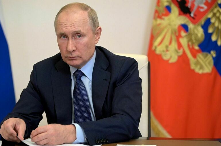 Путин поддержал предложение передать вооружения в ДНР и ЛНР