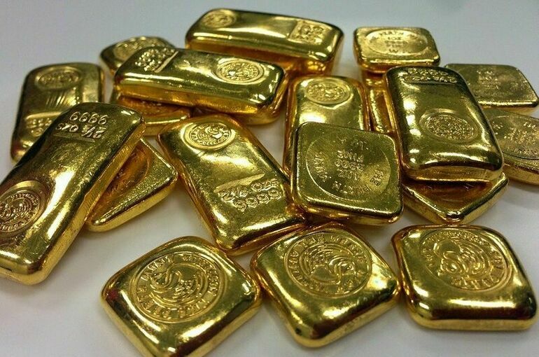 Банки смогут продавать физлицам золотые слитки за иностранную валюту 