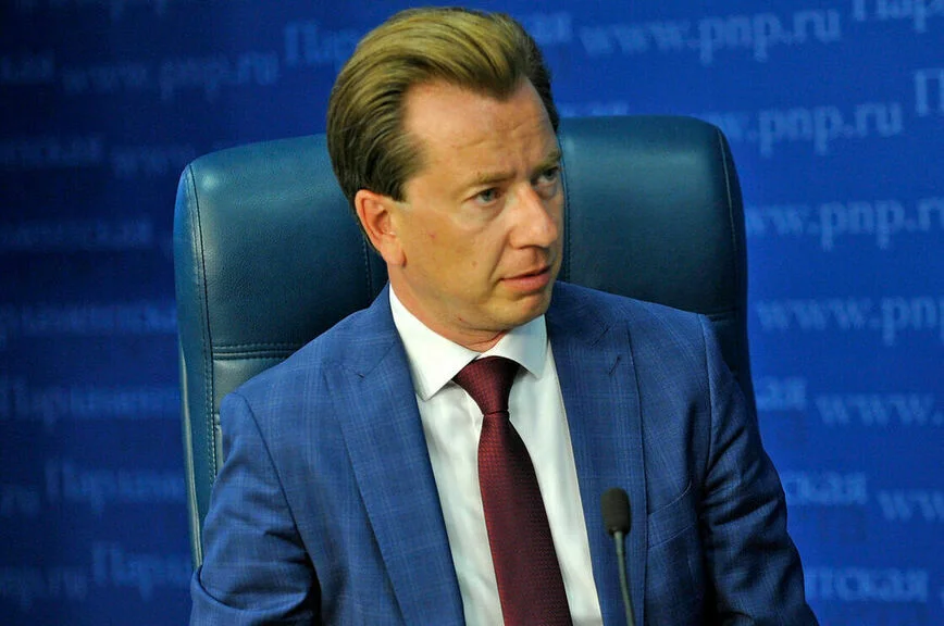 Владимир Бурматов