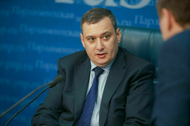 Хинштейн: Информационная война против России ведется по всем фронтам