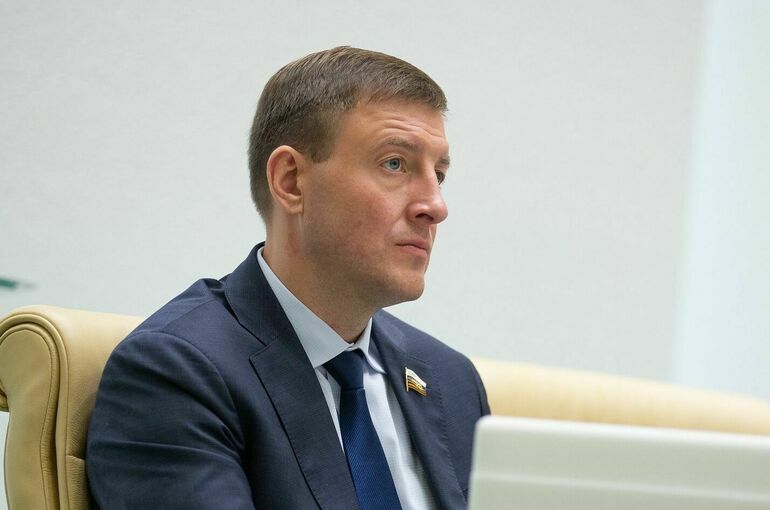 Единороссы выступили за увольнение Дворковича с поста главы фонда «Сколково»