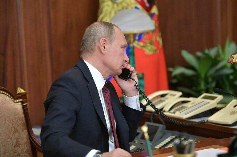 Путин проинформировал Макрона о военных преступлениях украинских силовиков