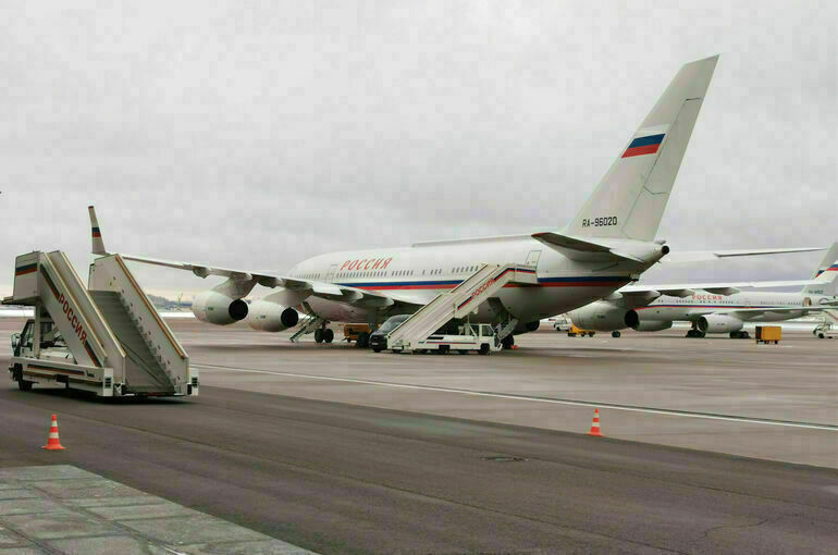 В «Шереметьево» поступило сообщение о минировании двух рейсов 