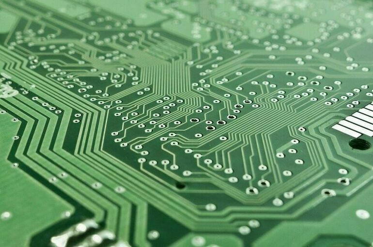 Производитель электроники Sharp приостанавливает поставки в Россию