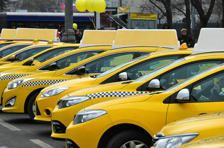 Новый закон о такси может заработать уже в сентябре