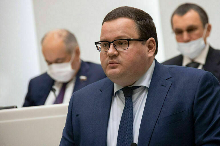 Котяков: Более 90 тысяч работников выведены в простой