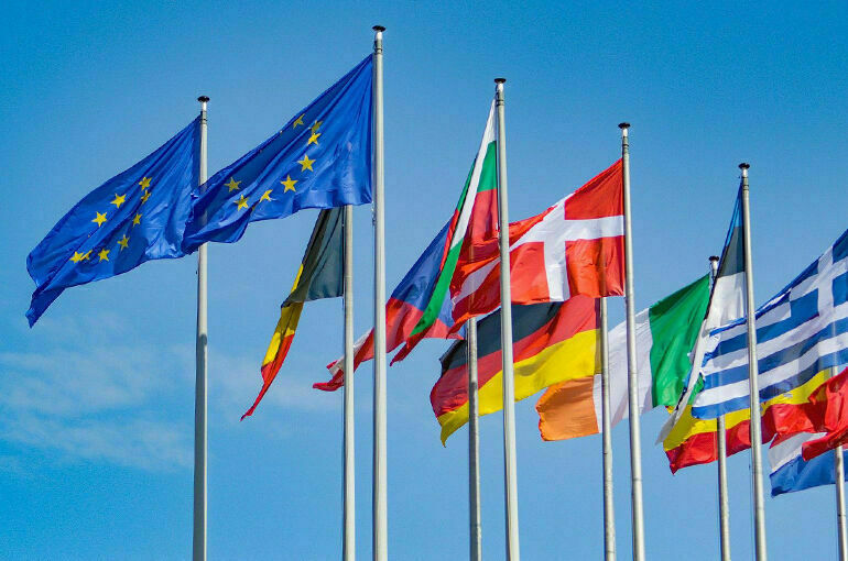 Лидеры стран ЕС утвердили первую оборонную стратегию объединения