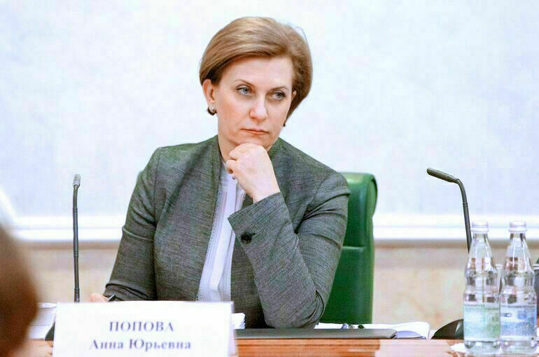 Попова: Россия одна из немногих объявляла COVID-локдаун только раз
