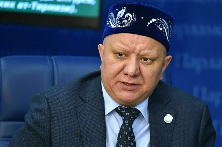 Крганов: Мировые религии должны объединиться в борьбе с фашизмом