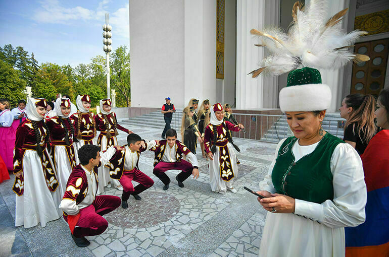 Ведение реестра национально-культурных автономий передали ФАДН 