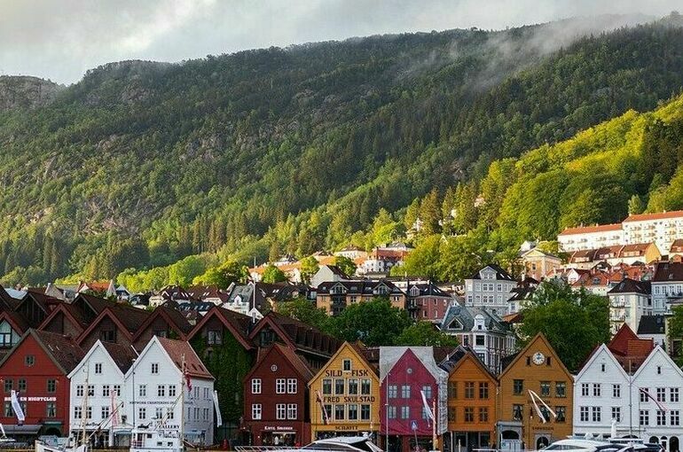 Норвегия с 4 апреля начала выдачу нетуристических виз россиянам