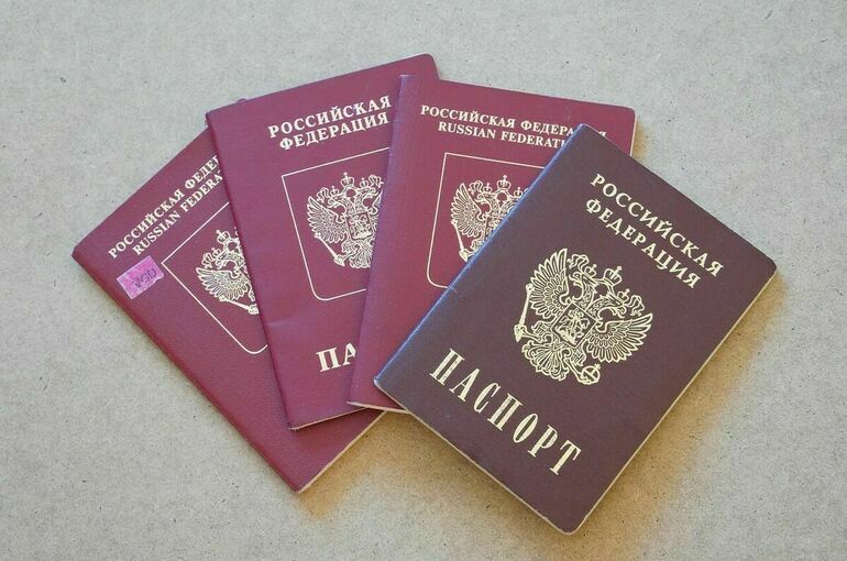 Получение гражданства РФ хотят упростить для соотечественников