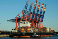 Кабмину предлагают дать право регулировать использование кораблей в лизинге