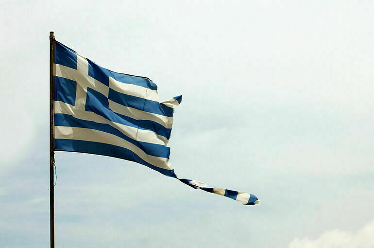Посол РФ назвал высылку дипломатов из Греции конфронтационным шагом  