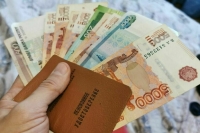Мишустин: В 2021 году 43 миллиона пенсионеров получили по 10 тысяч рублей