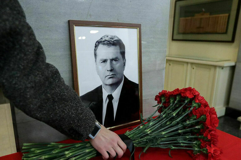 Жириновского похоронят на Новодевичьем кладбище