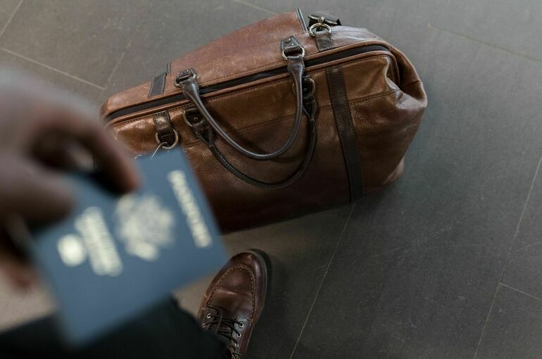 Кабмин внес в Госдуму законопроект о приостановке упрощенной выдачи виз с Европой