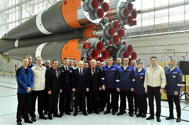 Путин заявил, что первый полет белорусского космонавта может состояться в 2023 году
