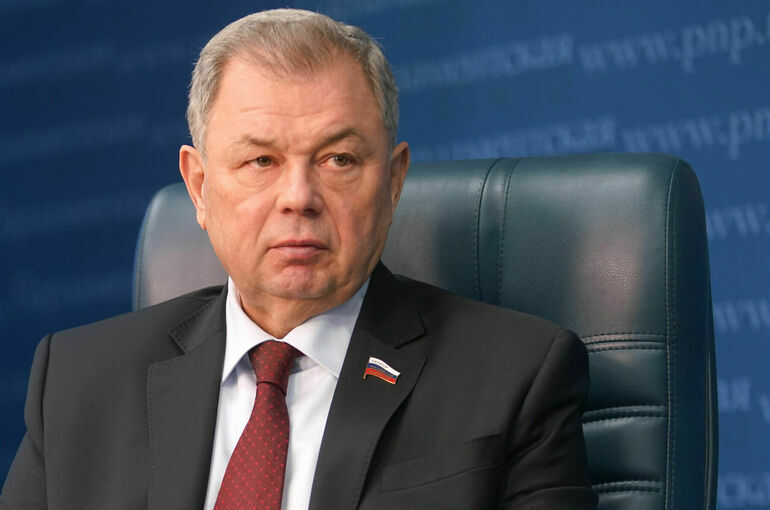 Анатолий Артамонов призвал мониторить рефинансирование бюджетных кредитов