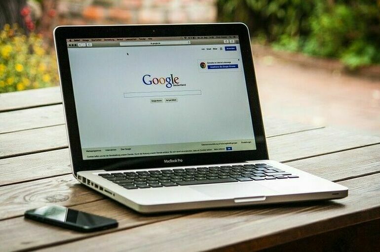 Горелкин: Google вынуждена слушаться грозных окриков из Белого дома