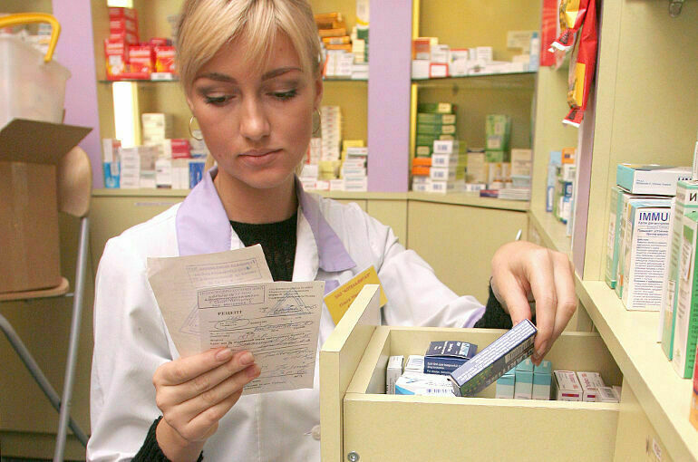 Покупку рецептурных лекарств хотят сделать удобнее