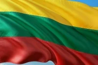 В Литве запретили демонстрацию георгиевской ленты и использование знаков V и Z