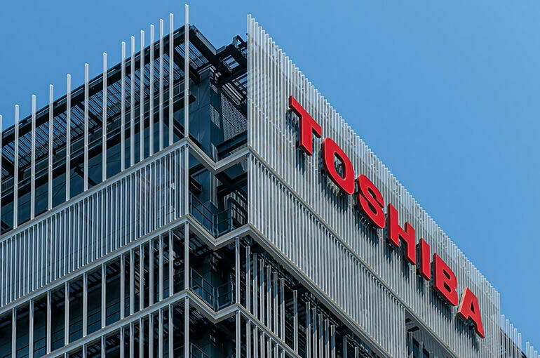 Toshiba остановила прием заказов и инвестиции в России