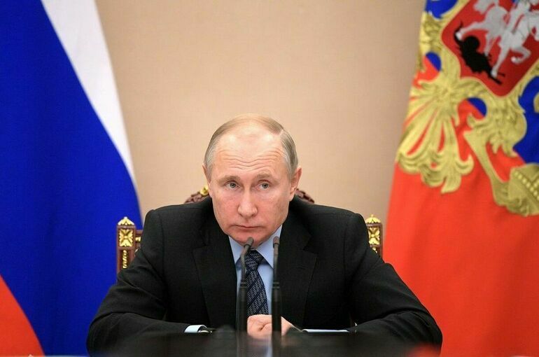 Путин предложил увековечить память погибших в Донбассе российских военных