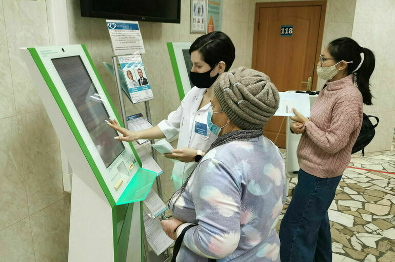 Плановую медпомощь в поликлиниках по России восстановят к 12 мая