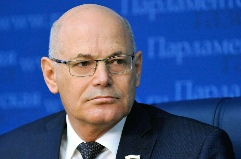 Круглый: Поставки лекарственных препаратов из-за рубежа в Россию сохранены