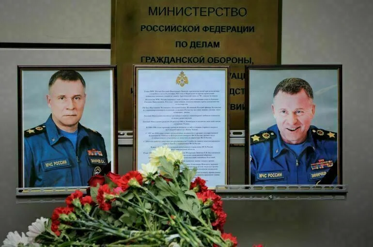 Петербургскому университету противопожарной службы МЧС присвоено имя Зиничева